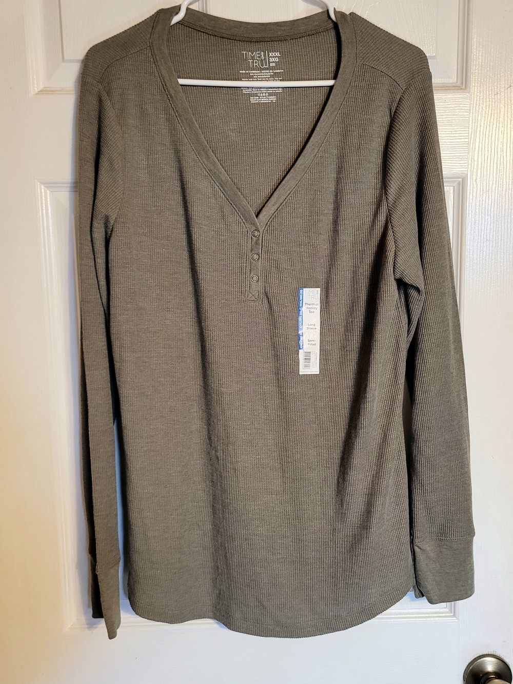 Time and Tru Women's Long Sleeve V-Neck Henley Sweater - Olive Gray